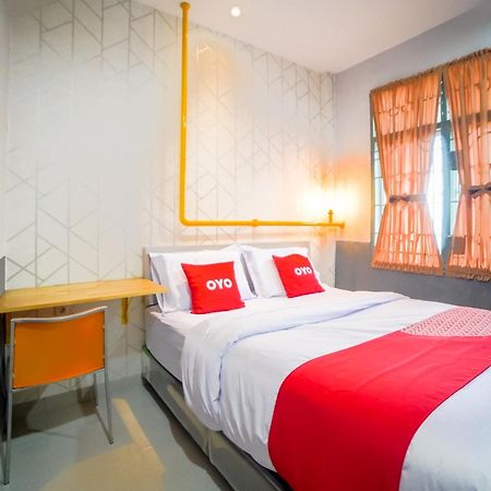 OYO 90874 Millenium Inn 2 Medan Exterior foto