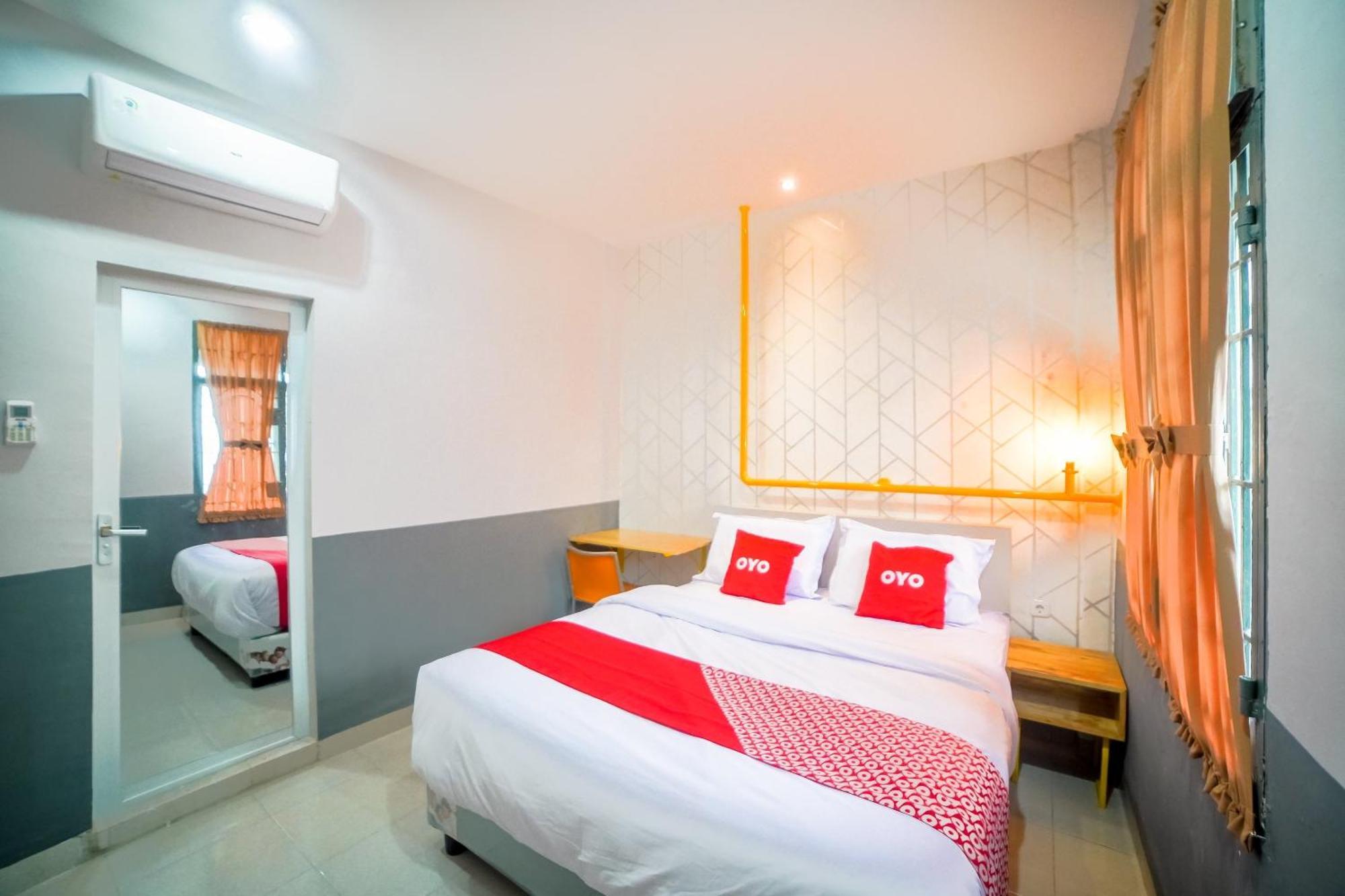 OYO 90874 Millenium Inn 2 Medan Exterior foto